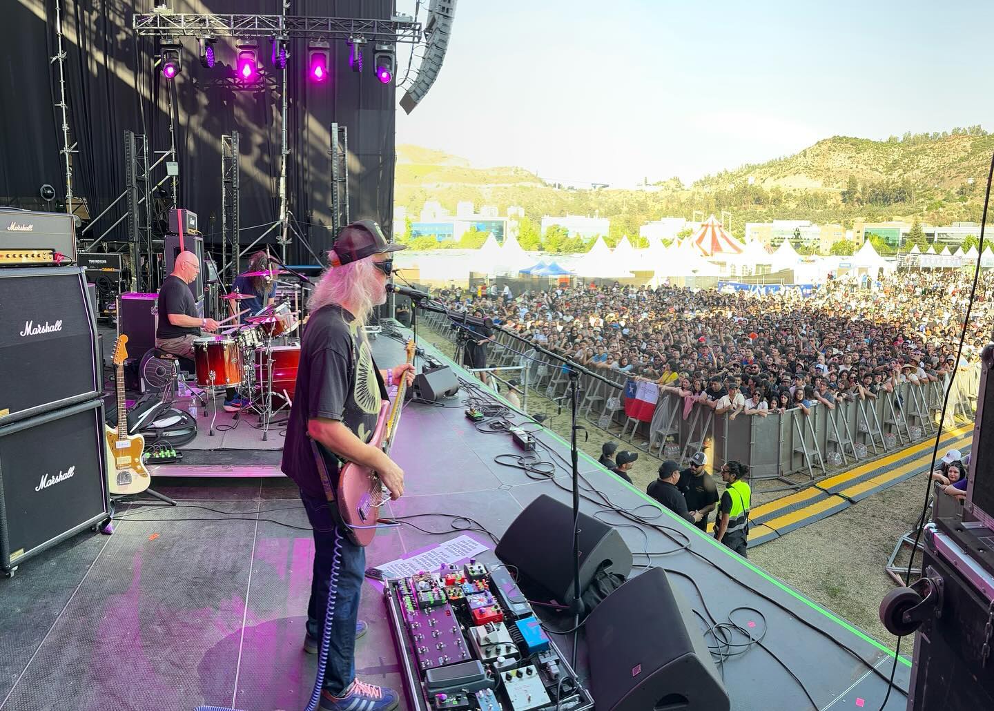 Dinosaur Jr.